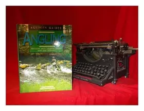 Couverture du produit · Angling: Britain's Best Coarse, Game and Sea Fishing (Activity Guides)