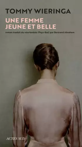 Couverture du produit · Une femme jeune et belle