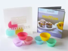 Couverture du produit · Cook'in Box Muffins : 28 Recettes et 9 moules en silicone