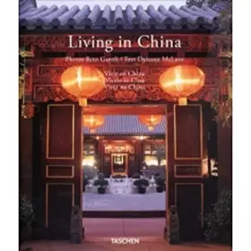 Couverture du produit · Living in China