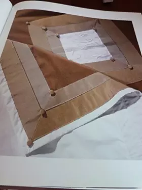 Couverture du produit · La couture dans la maison.