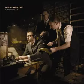 Couverture du produit · Radio Silence [Import]