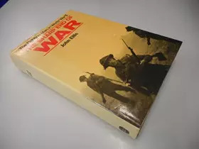 Couverture du produit · The sharp end of war: The fighting man in World War II