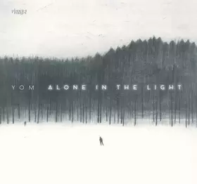 Couverture du produit · Alone in the light