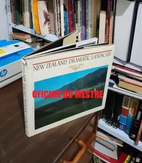 Couverture du produit · New Zealand / Dramatic Landscape