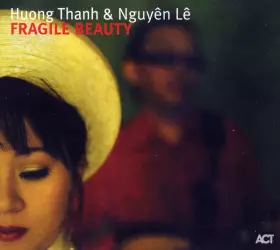 Couverture du produit · Fragile Beauty
