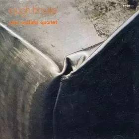 Couverture du produit · Rough House