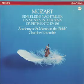 Couverture du produit · Eine Kleine Nachtmusik / Ein Musikalischer Spass / Divertimento KV 136
