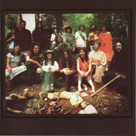 Couverture du produit · Feathers