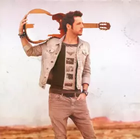 Couverture du produit · Écho