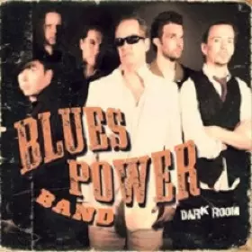 Couverture du produit · Dark Room