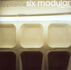 Couverture du produit · Six Modular Pieces