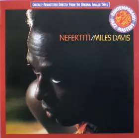 Couverture du produit · Nefertiti