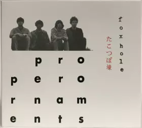 Couverture du produit · Foxhole