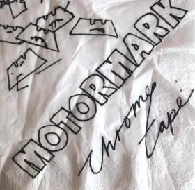 Couverture du produit · Chrome Tape