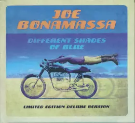 Couverture du produit · Different Shades Of Blue