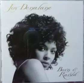 Couverture du produit · Born & Raised [Import]