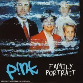 Couverture du produit · Family Portrait