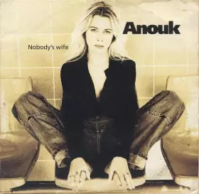 Couverture du produit · Nobody's Wife