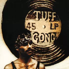 Couverture du produit · Kingston Karma