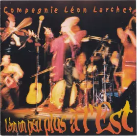 Couverture du produit · Léon Un Peu Plus À L'Est