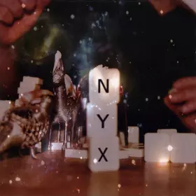 Couverture du produit · Nyx