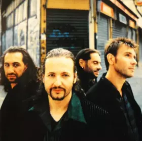 Couverture du produit · Libero