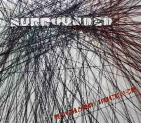 Couverture du produit · Surrounded