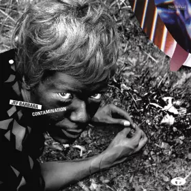 Couverture du produit · Contamination