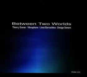 Couverture du produit · Between Two Worlds