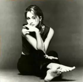 Couverture du produit · Veiled