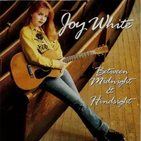 Couverture du produit · Between Midnight & Hindsight
