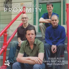 Couverture du produit · Proximity