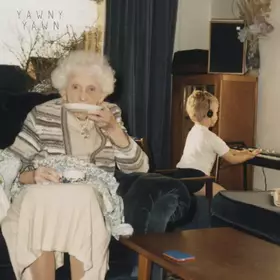 Couverture du produit · Yawny Yawn