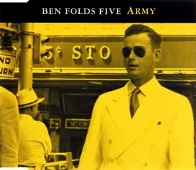 Couverture du produit · Army