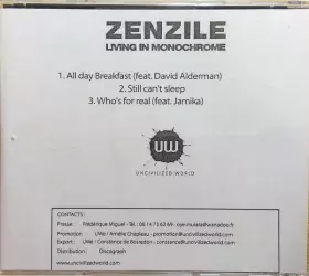 Couverture du produit · Living In Monochrome