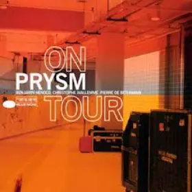 Couverture du produit · On Tour