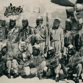 Couverture du produit · Aeroplanes