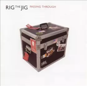 Couverture du produit · Passing Through