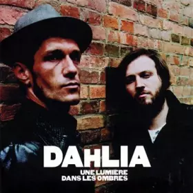 Couverture du produit · Une Lumière dans Les Ombres