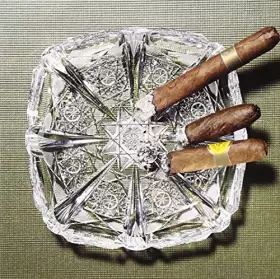 Couverture du produit · International Standards [Import]