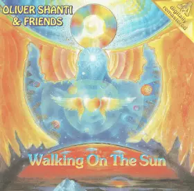 Couverture du produit · Walking On The Sun
