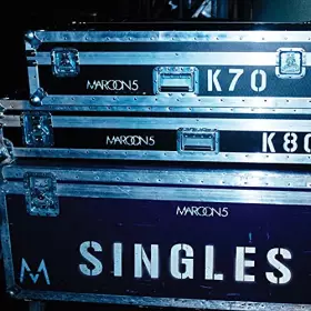Couverture du produit · Singles