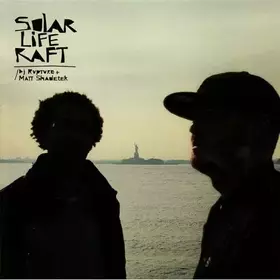Couverture du produit · Solar Life Raft