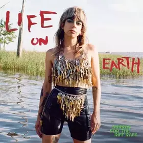 Couverture du produit · Life On Earth