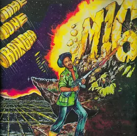 Couverture du produit · M16