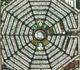 Couverture du produit · Strangers To Ourselves