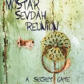 Couverture du produit · A Secret Gate