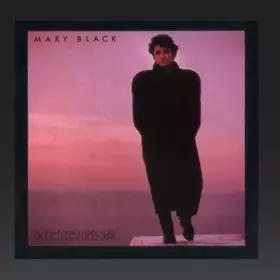 Couverture du produit · By the Time It Gets Dark