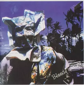 Couverture du produit · Bloody Tourists